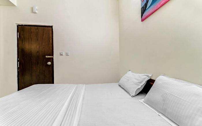 Capital O Safari Rooms Near Snow City