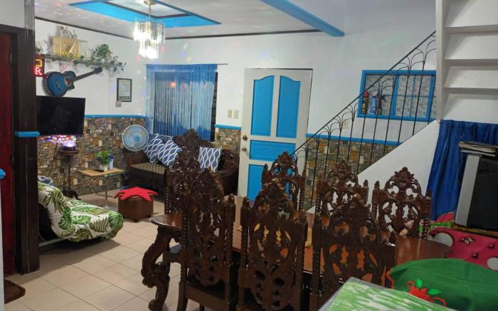 Paula's Tagaytay Transient House