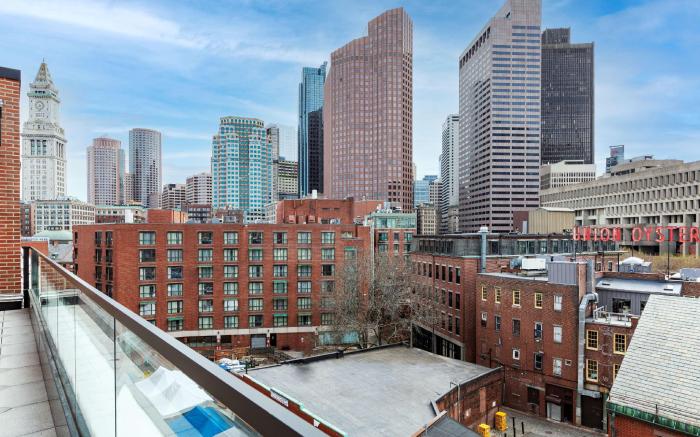 Canopy by Hilton Boston Downtown