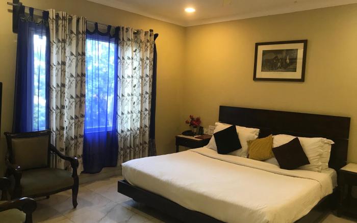 Hotel Pratap Palace