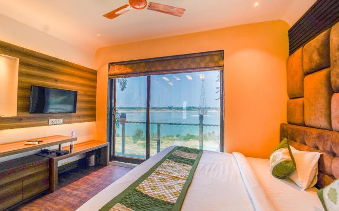 Shiv Rudraksh Resort near Assi Ghat 