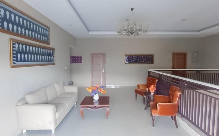RedDoorz Premium @ Griya Inkoppabri Cisarua Puncak