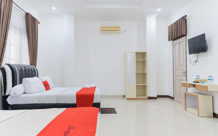 RedDoorz Syariah @ Jalan Ir Haji Juanda Jambi