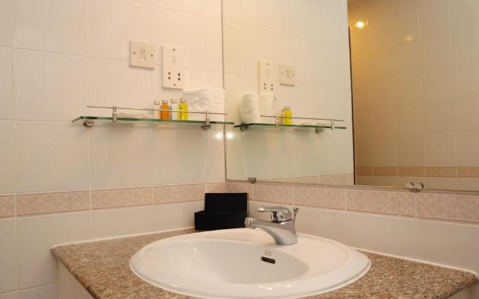 Riverside Serviced Apartments