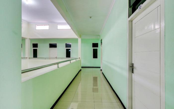 Capital O 90709 Djati Guest House