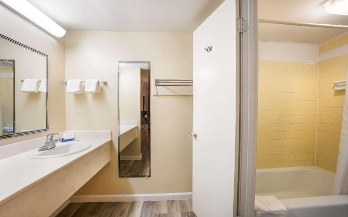 Rodeway Inn