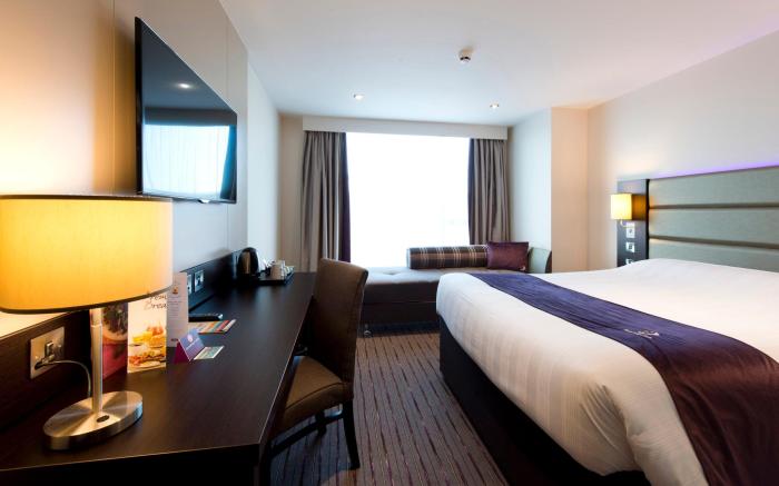 Premier Inn Bournemouth East Cliff