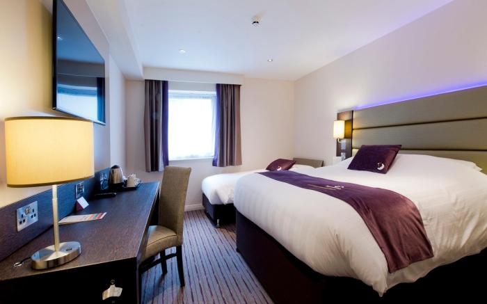 Premier Inn Bristol Cc - Lewins Mead