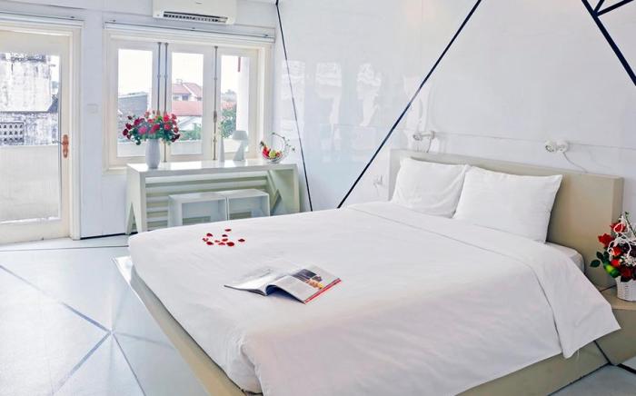 Thang Long Espana Hotel