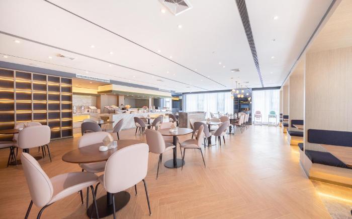 Atour Hotel Wuhan Tiandi Hankou Jiangtan