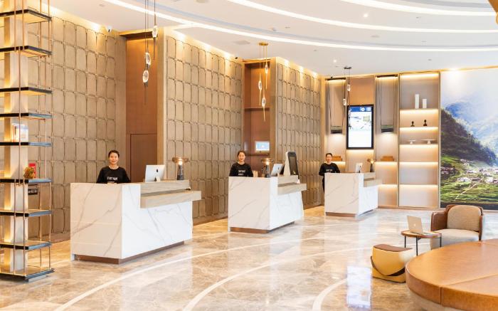 Atour Hotel Huainan Railway Station Commercial and Cultural Square