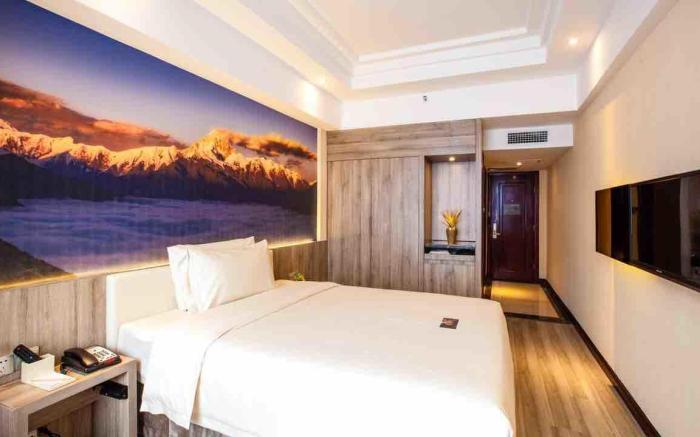 Atour Hotel Chengdu Taiguli Hepan