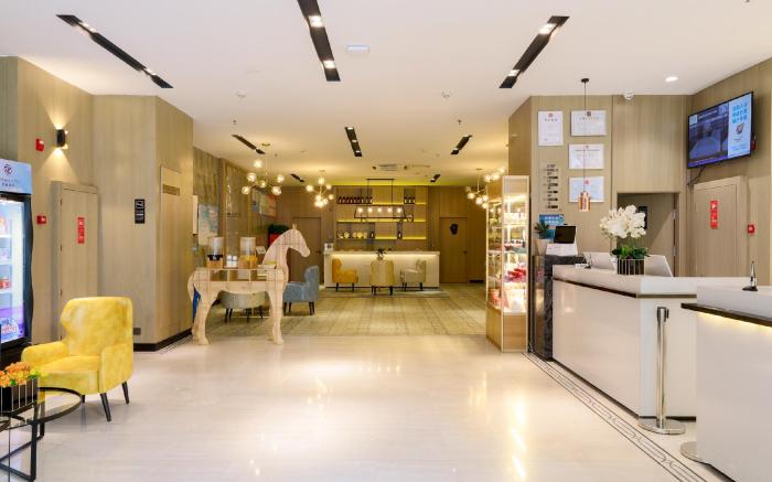 Starway Hotel Weifang Taihuacheng Railway Station
