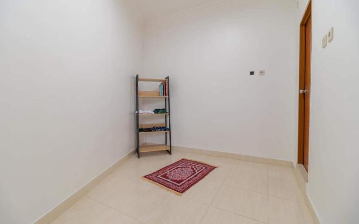 RedDoorz Syariah near Summarecon Mall Bekasi