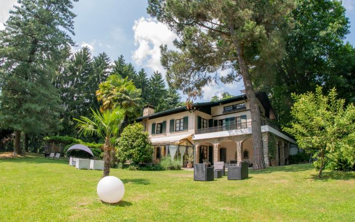 Wonderful Villa Between Como And Milano