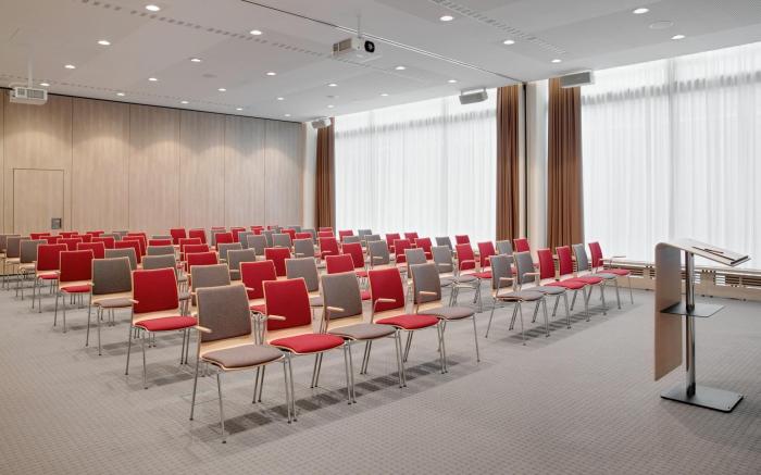 IntercityHotel Amsterdam Airport