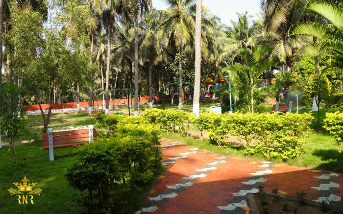 Royal Nature Resort