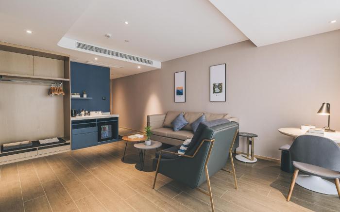 Atour Hotel Huzhou Dongwu