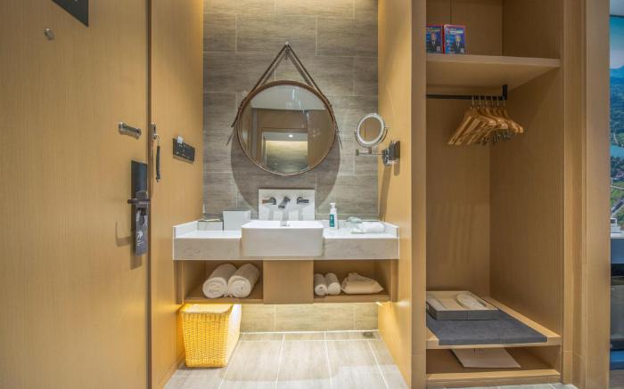 Atour Hotel Qingyuan Shunying Guangbai