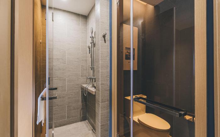 Atour Hotel Wenzhou Yueqing Nanhong Plaza