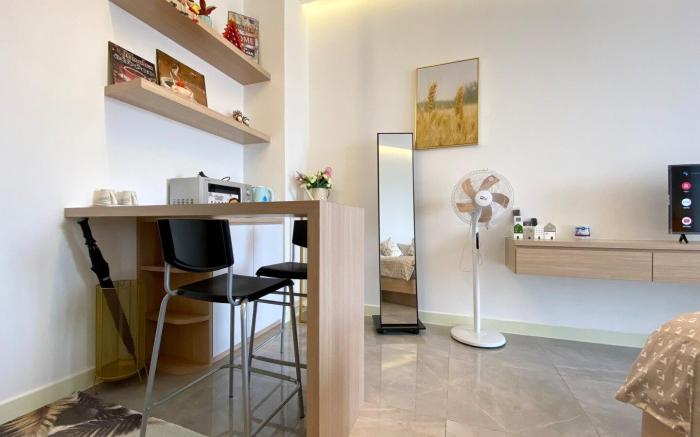 MWHolidayA1833A(Sunset)CozySuites Sea+CityView