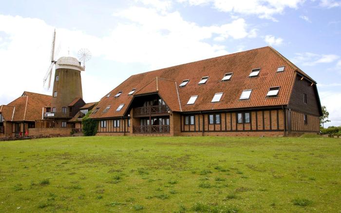 Premier Inn Milton Keynes South