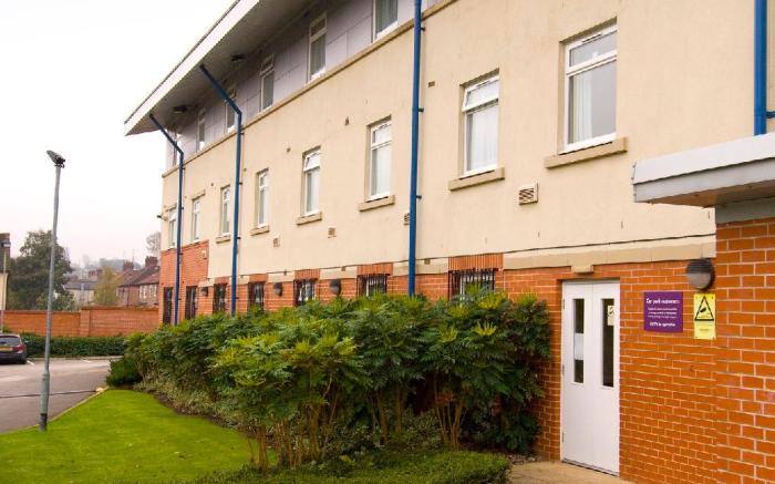 Premier Inn Manchester - Heaton Park