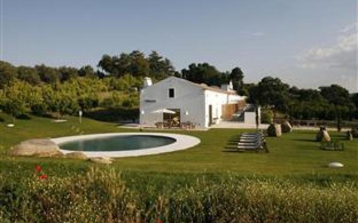 Imani Country House