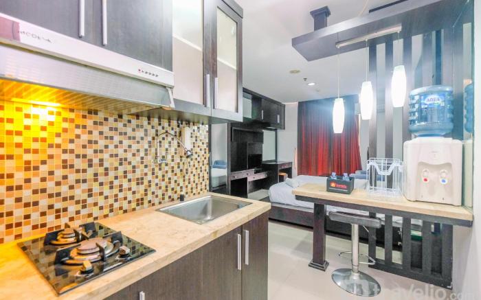 Cozy Studio Mangga Dua Residence By Travelio