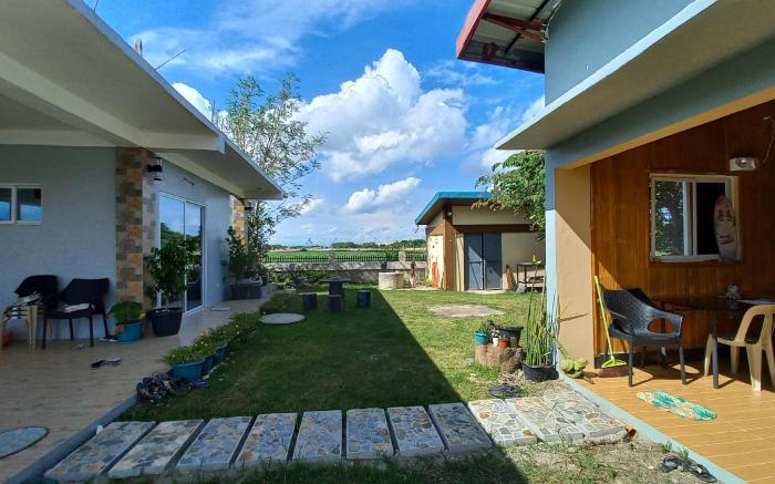 ROOM@Casa Rafael Matabungkay