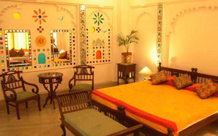 Raj Niwas Hotel