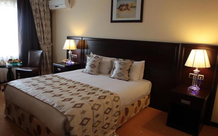 Eser Diamond Hotel & Convention Center