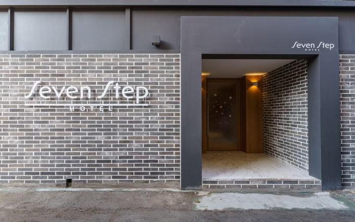 Hotel Seven Step Bupyeong