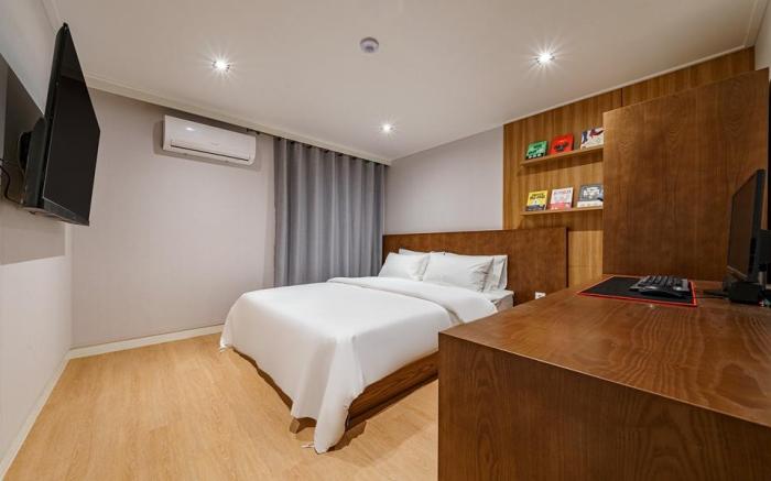 Hotel Seven Step Bupyeong