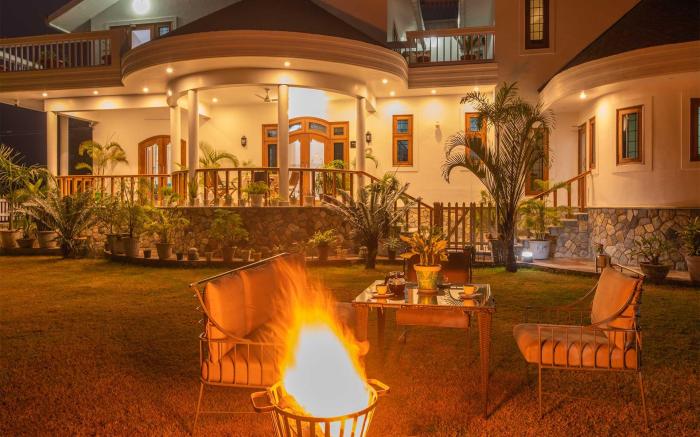 StayVista at The Willowfield with BBQ & Bonfire