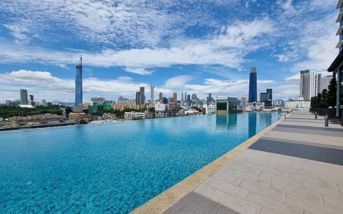 D'Phoebe by Nest Home [Infinity Pool | KL Skyline]