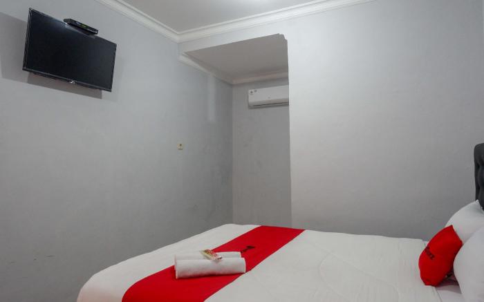 RedDoorz Syariah near Alun Alun Purwokerto 2