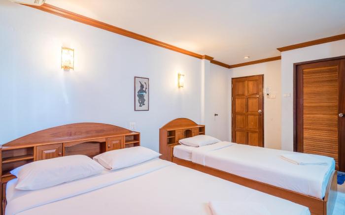 Break Point Hotel