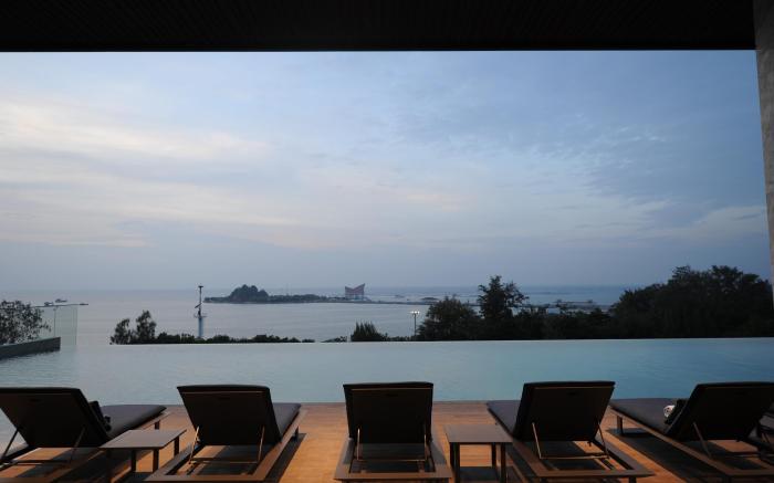 Oakwood Hotel & Residence Sri Racha