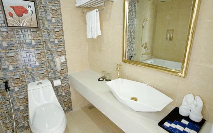 Fivitel Da Nang Hotel