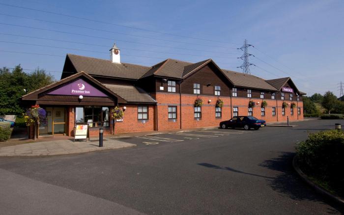 Premier Inn Walsall - M6 J10