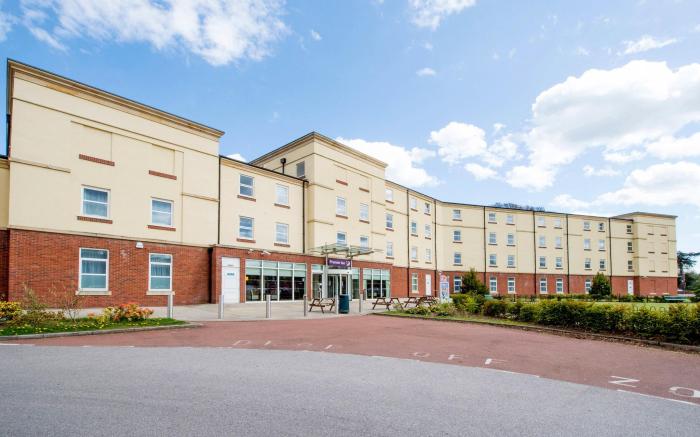 Premier Inn Stoke/Trentham Gardens