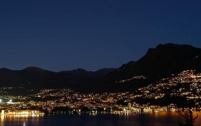 FLAT WITH AMAZING VIEW OVER THE GULF OF LUGANO