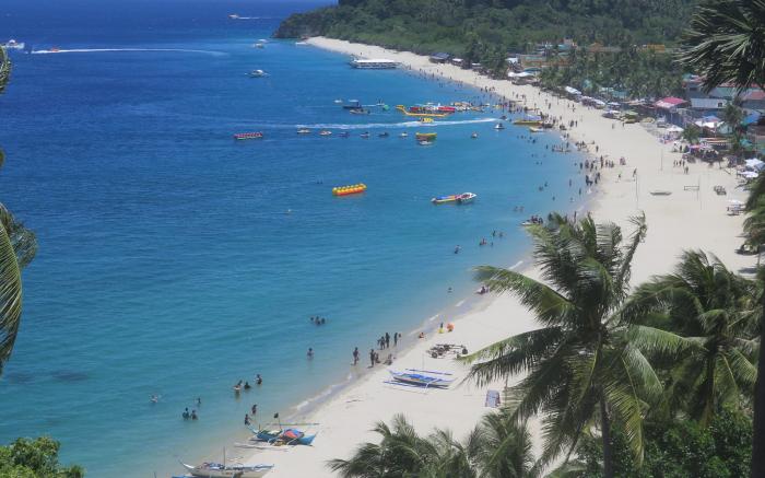 Badladz Beach and Dive Resort