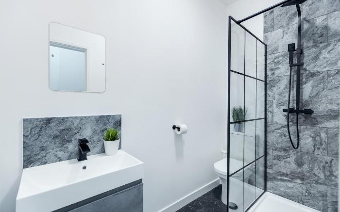 Queen Street Apartments by Sasco