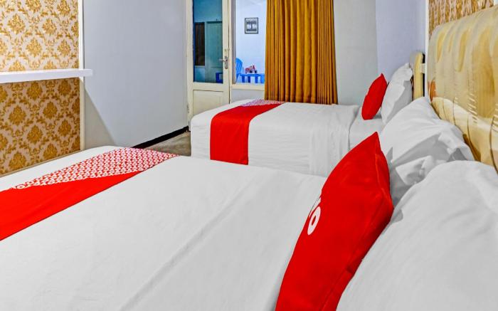OYO 90793 Btc Guest House Syariah