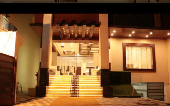 Hotel Landmark Varanasi