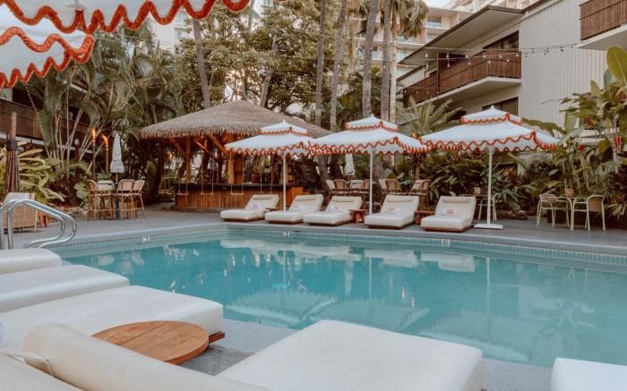 White Sands Hotel