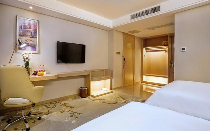 Vienna Hotel Guangxi Guilin Yangshuo West Street Eternal Love