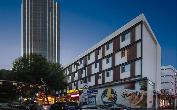 Vienna Hotel Tianjin 5th Avenue Youyi Road Cultural Center Metro Station